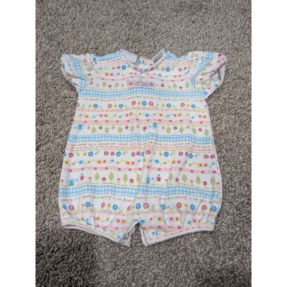 Vintage Small Steps Romper Size 0-3 Months "Working in the Garden" Cute